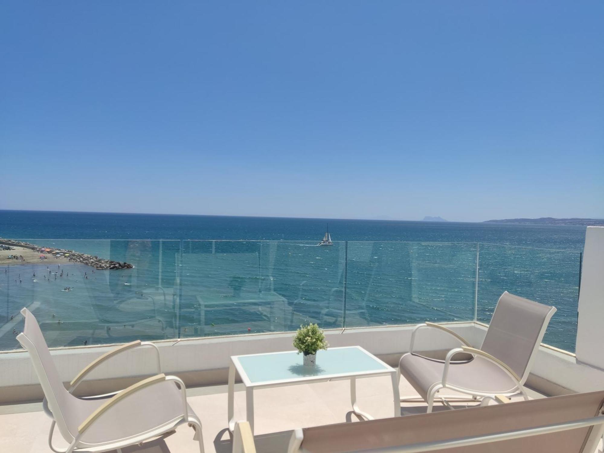 Front Sea View Penthouse Estepona Exterior foto